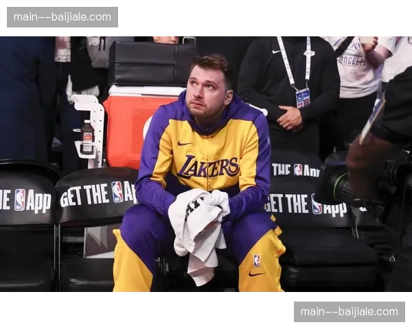 湖人127-113战胜骑士东契奇42+5+12达15000分里程碑 锁定太平洋分区冠军